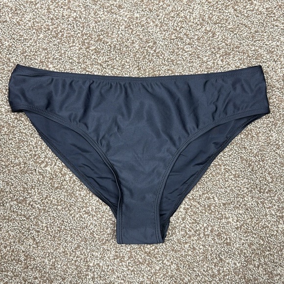 Women's Solid Black Bralette Tankini with Bikini Bottoms Size Medium - Picture 3 of 6